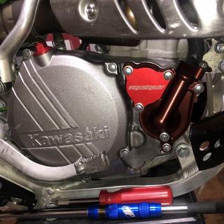 Pro Circuit Water Pump Cover Kit | Parts & Accessories | Rocky