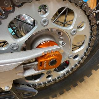 STONEDER 15mm Red Chain Adjuster Tensioner Alex Block For Chinese Pit Dirt Motor Bike Motorcycle 50cc 70cc 90cc 110cc 125cc 140cc 150cc 160cc - View #4