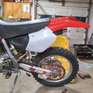 Acerbis Yellow Rear Fender For Suzuki RM85 (2002-2021) – OEM 2081860231, Pre-Drilled, ABS Plastic