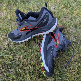 Tênis Brooks Cascadia 18 GTX Feminino - Impermeável Para Trilhas De Montanha