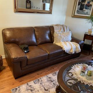 Leather couch raymour and flanigan discount