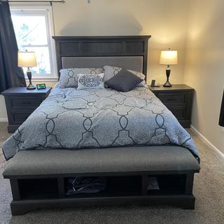 Cambridge Bed Raymour Flanigan