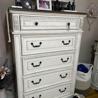 Libbie Bedroom Chest
