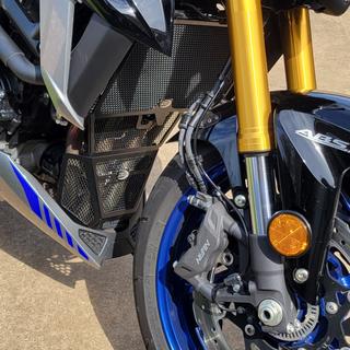 R＆G│サイレンサーステー｜GSX-S750(17-) R&G Racing Exhaust Header Grill Suzuki GSX-S750 2018-2022