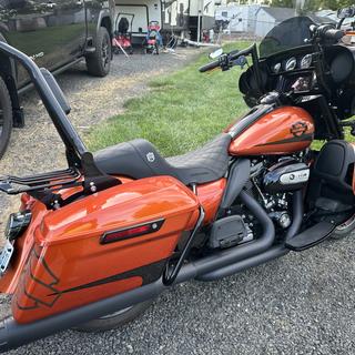 Saddlemen Pro Series SDC Performance Gripper Seat For Harley