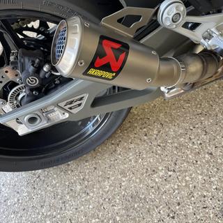 Akrapovic GP Slip-On Exhaust BMW S1000R / S1000RR / M1000R