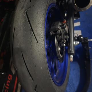 Pirelli Diablo Supercorsa SP V4 Tires - RevZilla ピレリ 正規品