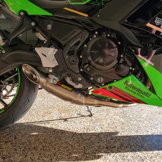 Akrapovic マフラーkawasaki ninja650 17-20 Akrapovic マフラーkawasaki ninja650 17-20
