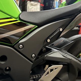 フットレストペグ Compatible With Ninja250R For ZX-10R 2008 2009