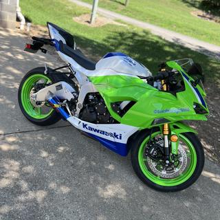 Graves Hexagonal Slip-On Exhaust Kawasaki ZX6R / ZX636 2019 Graves Hexagonal Slip-On Exhaust Kawasaki ZX6R / ZX636 2019