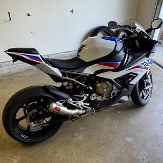 Akrapovic GP Slip-On Exhaust BMW S1000R / S1000RR / M1000R