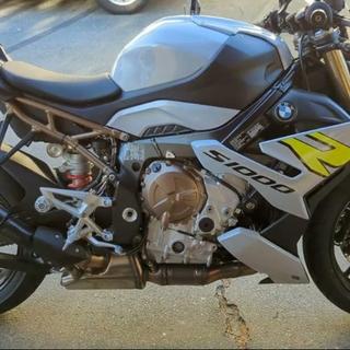 LeoVince LV-10 Slip-On Exhaust BMW S1000R / S1000RR 2020-2026