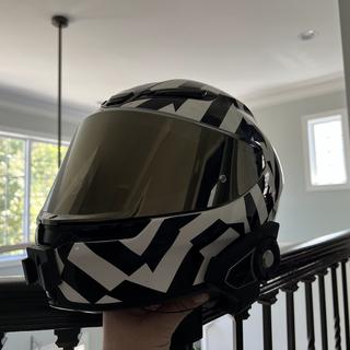 agv k6 secret [BLACK/WHITE] 64 2XL  RidersOutlet versatile and suitable for every motorcycle rider How to Mount a GoPro