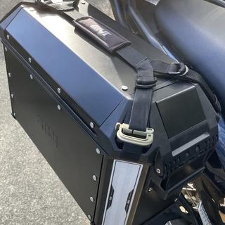 Givi Trekker Alaska Black 36L Monokey Cases - RevZilla