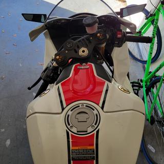Rizoma Stealth Mirrors Yamaha R1 / R1M 2020-2025 - RevZilla