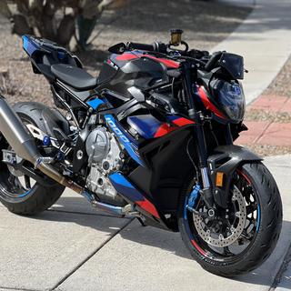 TechSpec Snake Skin Tank Pads BMW S1000R / S1000RR / M1000RR 2020