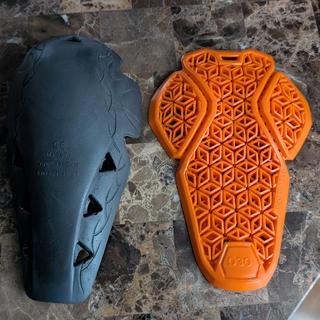 Icon D3O® Diablo Guards – Compact Knee & Elbow Protectors (Size L2, Orange) 2706-0408