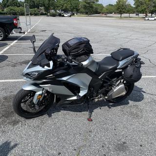 Cortech Super 2.0 18-Liter Magnetic Tank Bag - RevZilla