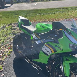 Graves Hexagonal Slip-On Exhaust Kawasaki ZX6R / ZX636 2019-2026