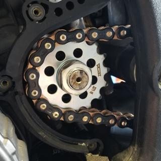 thumbnail image 2 of Renthal 16T Front Sprocket – 323U-520-16, 520 Pitch, Fits Yamaha YZF R6 1999-2005 2 of 4