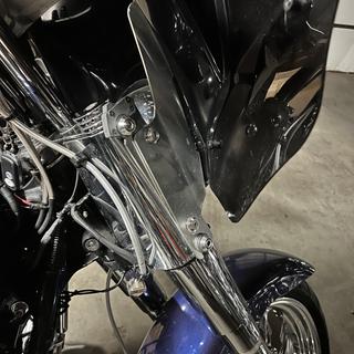 Memphis Shades Fat-Slims Trigger Mount Kit – Inkl. OEM Light Bar, Passgenau Für Motorräder