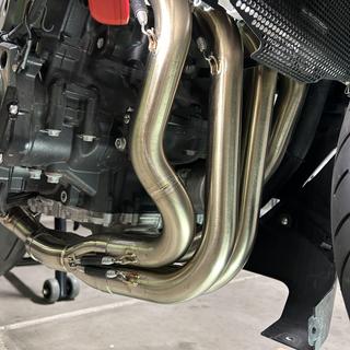 ぐっちー　Ninja1000SX Akrapovic オプショナルヘッダー Kawasaki Ninja 1000SX Akrapovic Carbon Slip-On Performance