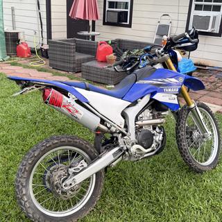 WR250R WR250X BIGGUN マフラー WR250R WR250X BIGGUN マフラー Big Gun Evo R Slip-On Muffler