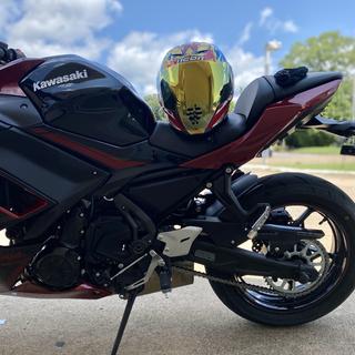 dope motorcycle helmets tumblr Sandbox Classic 2.0 Snowboard Helmets 88 Gear Look who pulled up next
