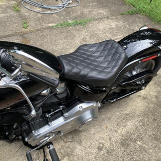 Saddlemen Renegade Solo Seat For Harley Softail 2018-2026 - RevZilla