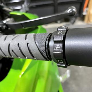 Kaoko Throttle Stabilizer Kawasaki Ninja 1000 / Z1000SX Kaoko Throttle Stabilizer Kawasaki Ninja 1000 / Z1000SX