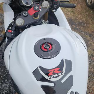 Driven Racing Halo Fuel Cap Base Suzuki - RevZilla