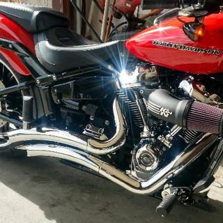 Vance & Hines Big Radius Exhaust For Harley Softail Breakout