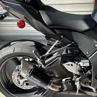 Akrapovic Slip-On Exhaust Kawasaki Kawasaki ZX-10R / ZX-10RR