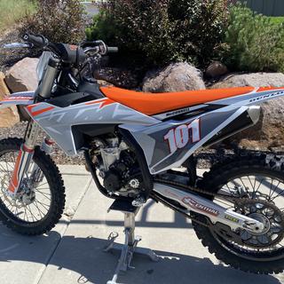 UFO Plastic Kit KTM SX / SX-F / XC / XC-F 125cc-450cc 2022-2025