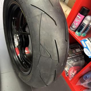 PIRELLI DIABLO ROSSO CORSA前後新品 Pirelli Diablo Rosso Corsa IV Motorcycle Tires: MOTO-D Racing