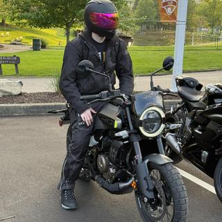 Bell Qualifier DLX Blackout Helmet (MD and XL) - RevZilla