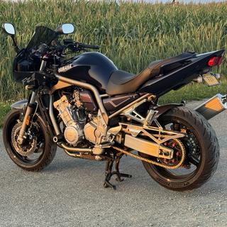 RK Chains 530ZXW Chain - RevZilla