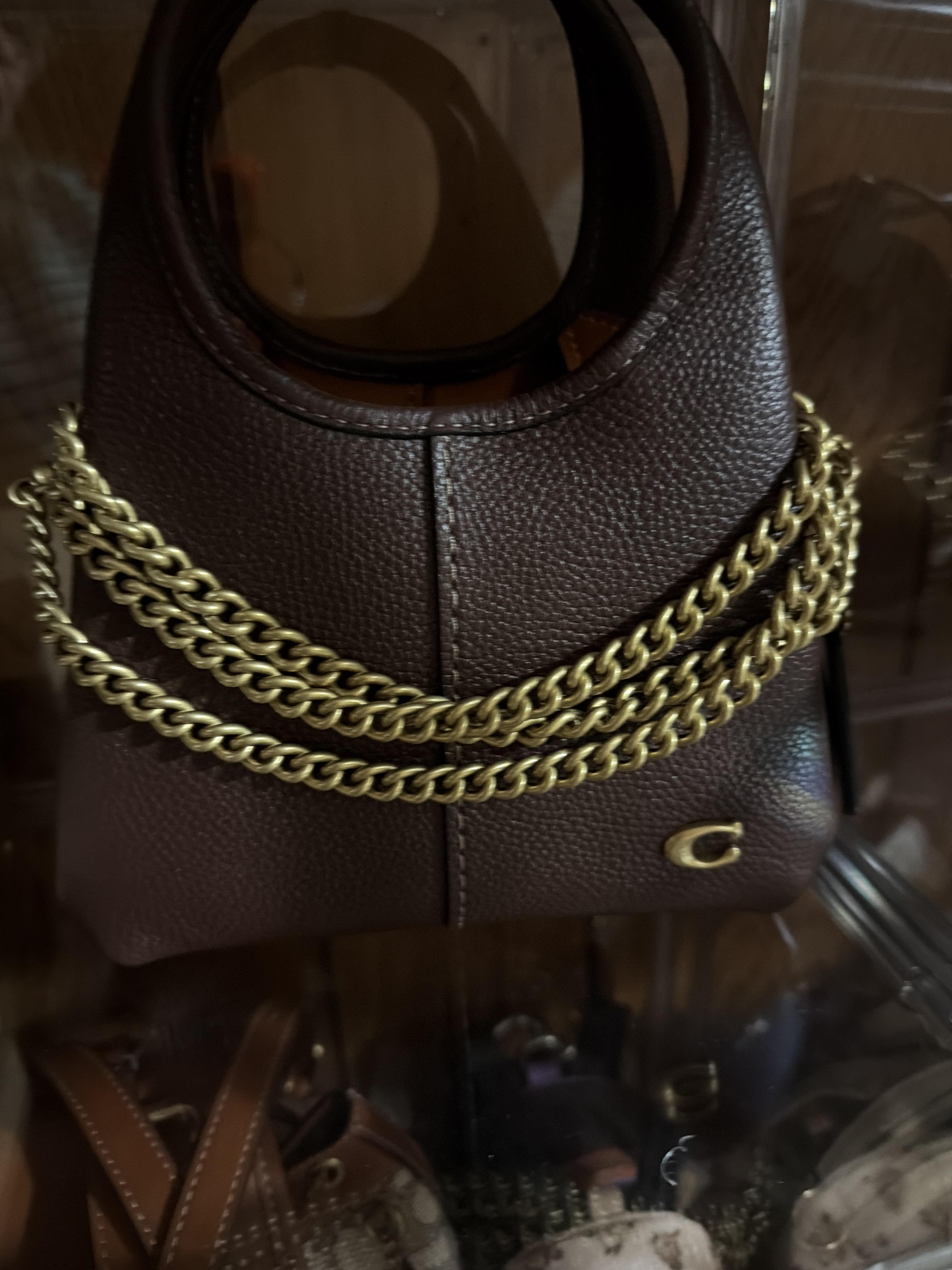 Lana Shoulder Bag 19 | Bags | Coach | COACH®