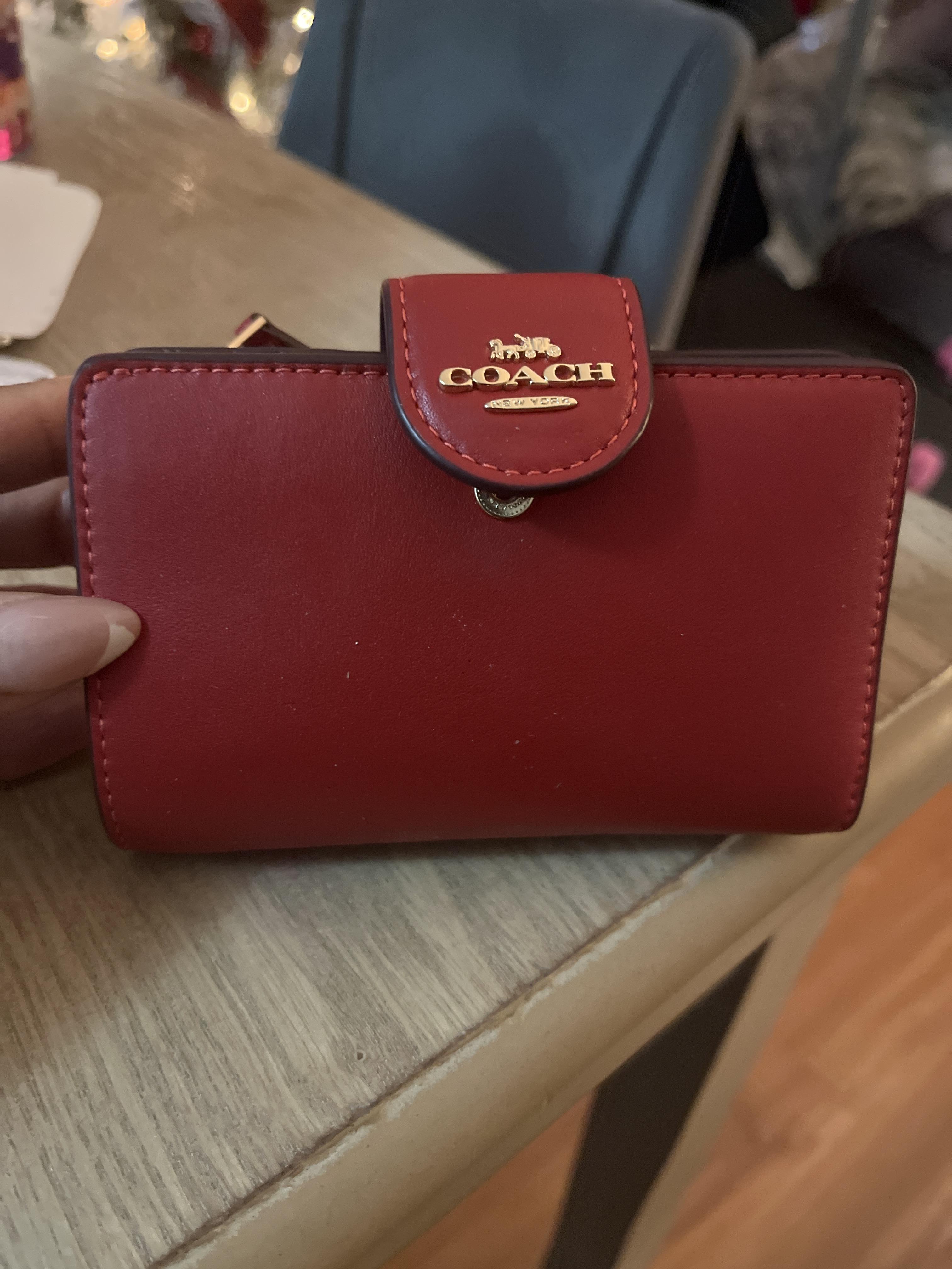 Medium Corner Zip Wallet In Signature Canvas With Jumbo Floral