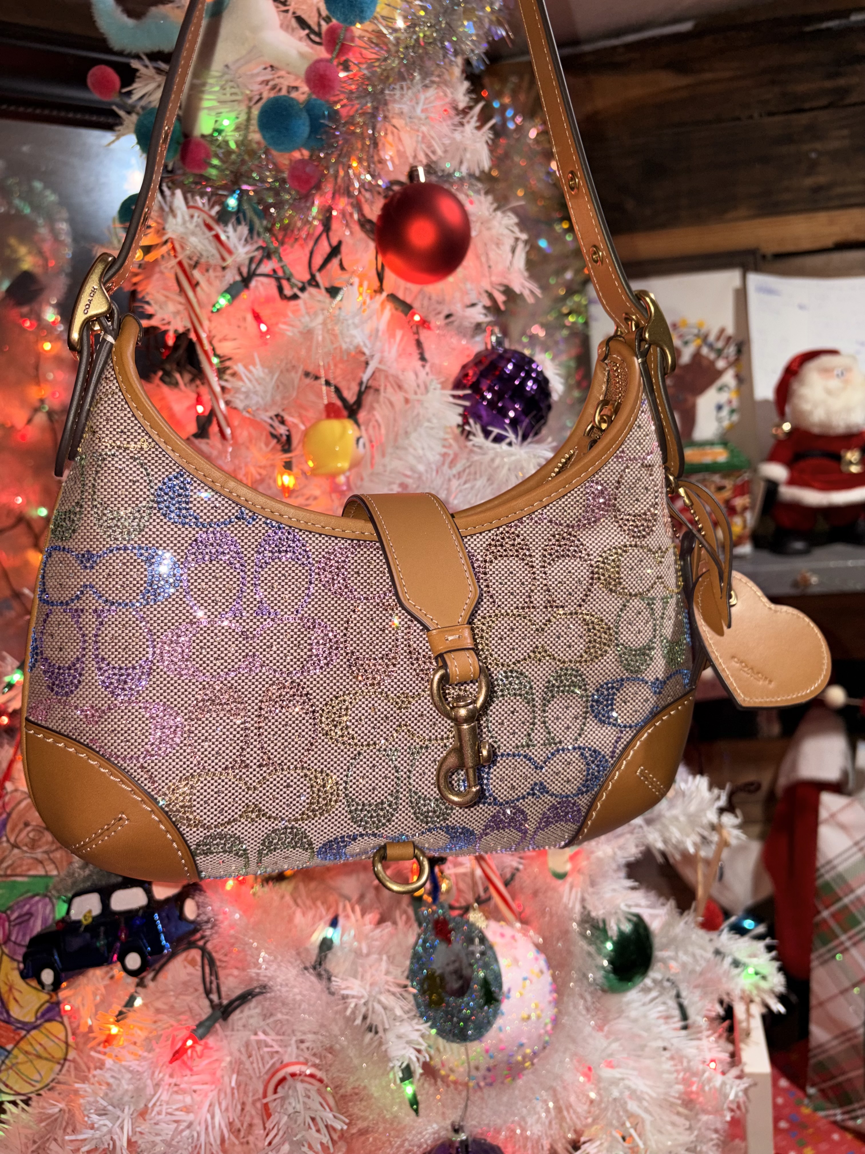 Hamptons Hobo Bag In Crystal Signature Jacquard | COACH®