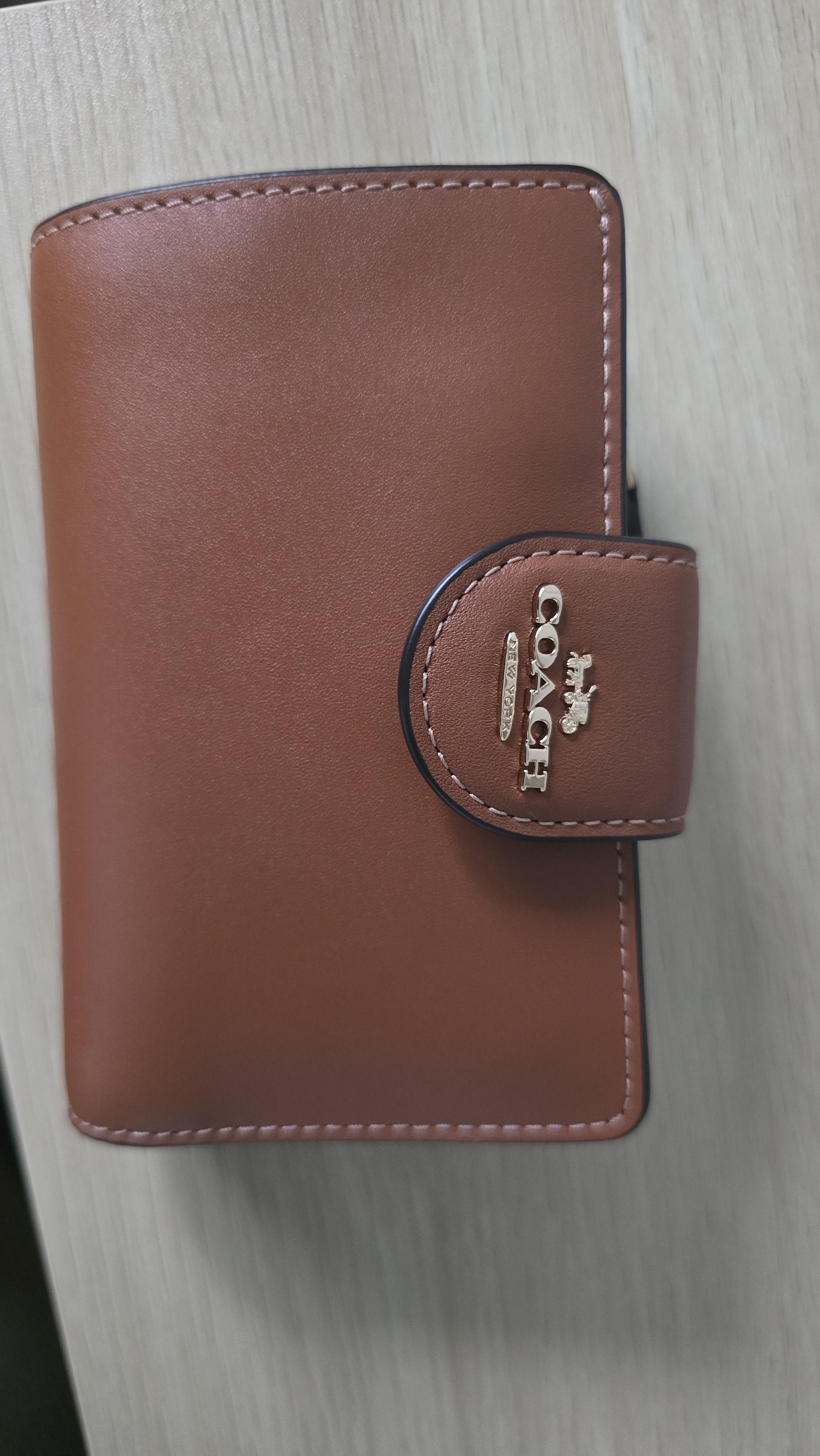 Medium Corner Zip Wallet In Signature Canvas | Wallets | Coach