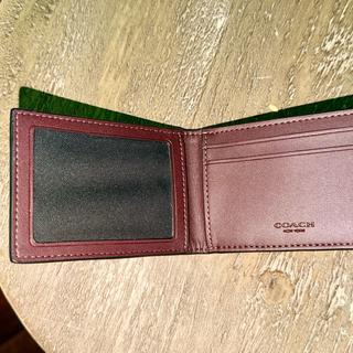 Compact Billfold Wallet | COACH®