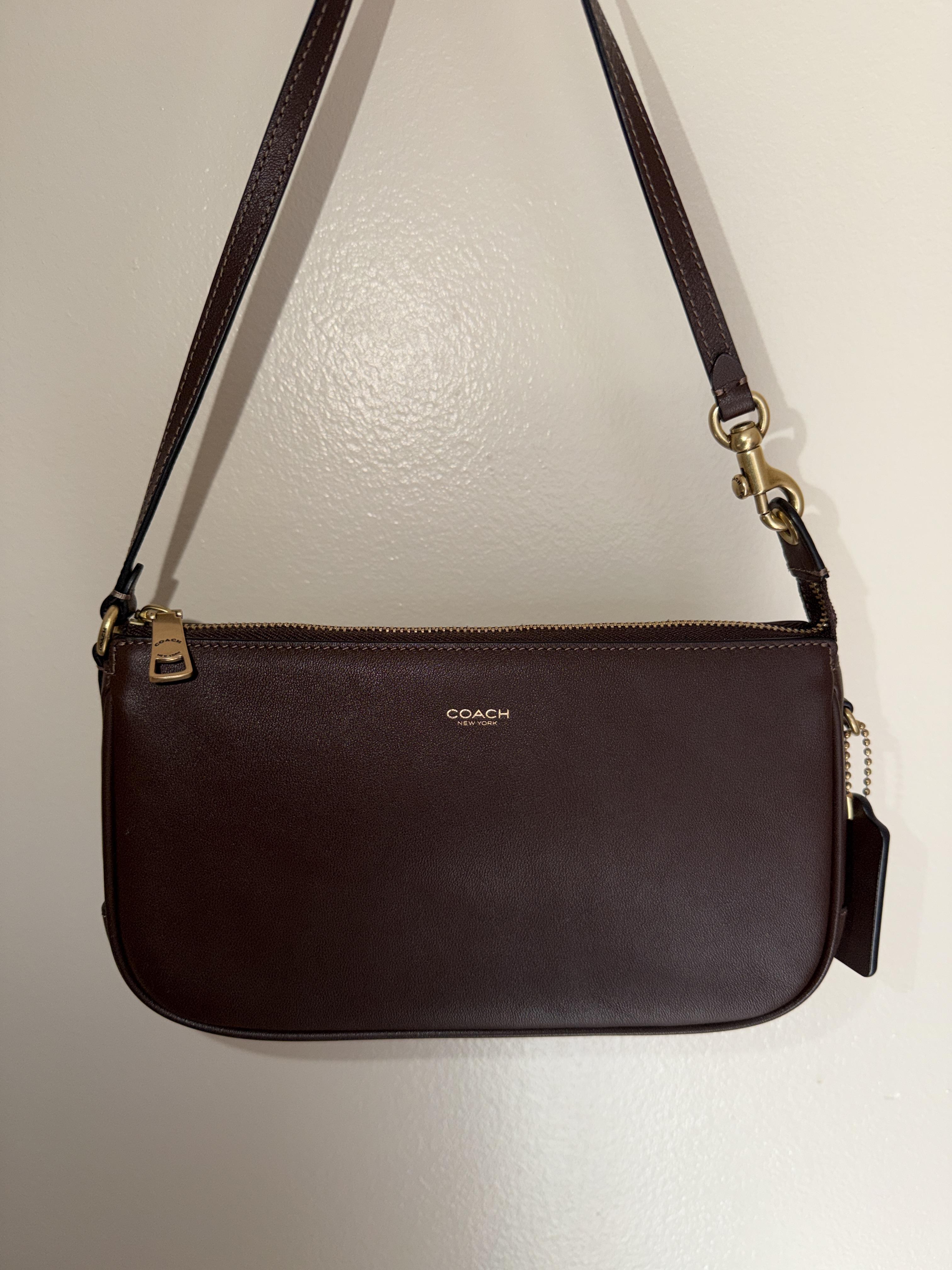 Plaza Bag In Signature Canvas | Wristlets | Coach | COACH®