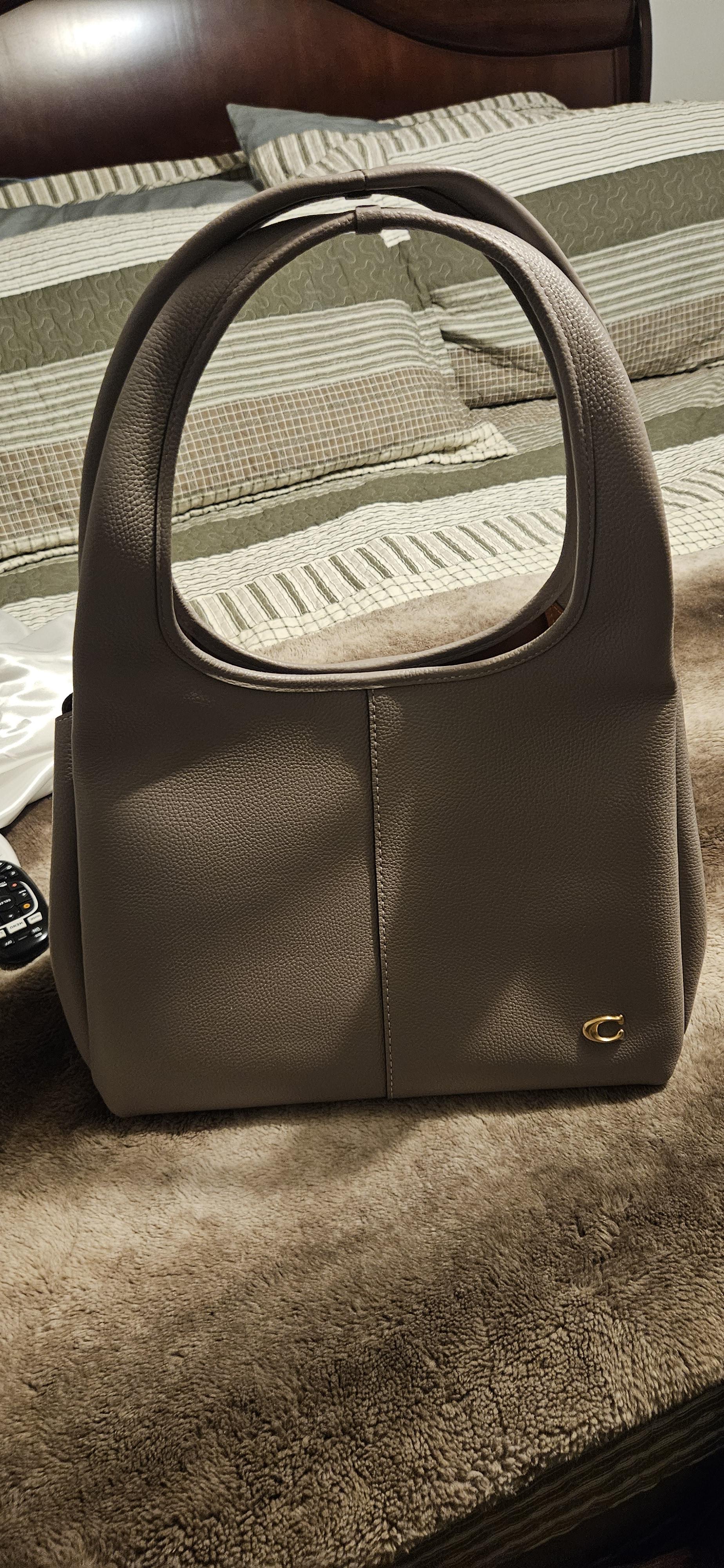 Lana Shoulder Bag 23 | Bags | Coach | COACH®
