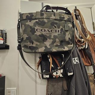 Tote Bag 38 With Camo Print | COACH®
