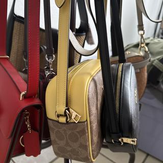Jamie Camera Bag In Maxi Signature Canvas | COACH®