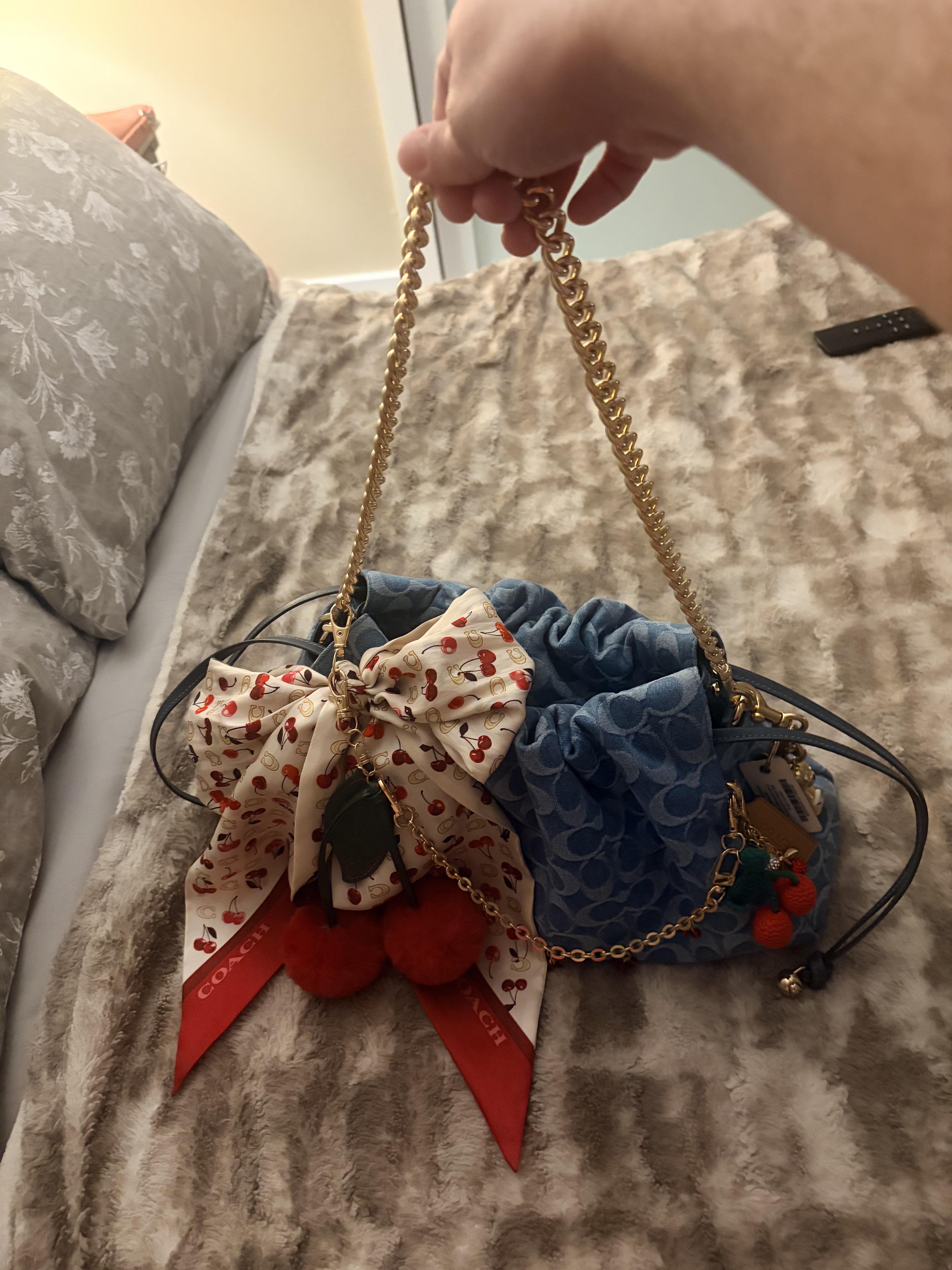 Faye Large Shoulder Bag | Bags | Coach | COACH®