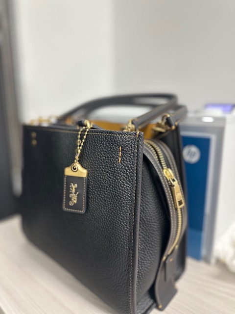 アメリカから購入 COACH leather bag アメリカから購入 COACH leather bag