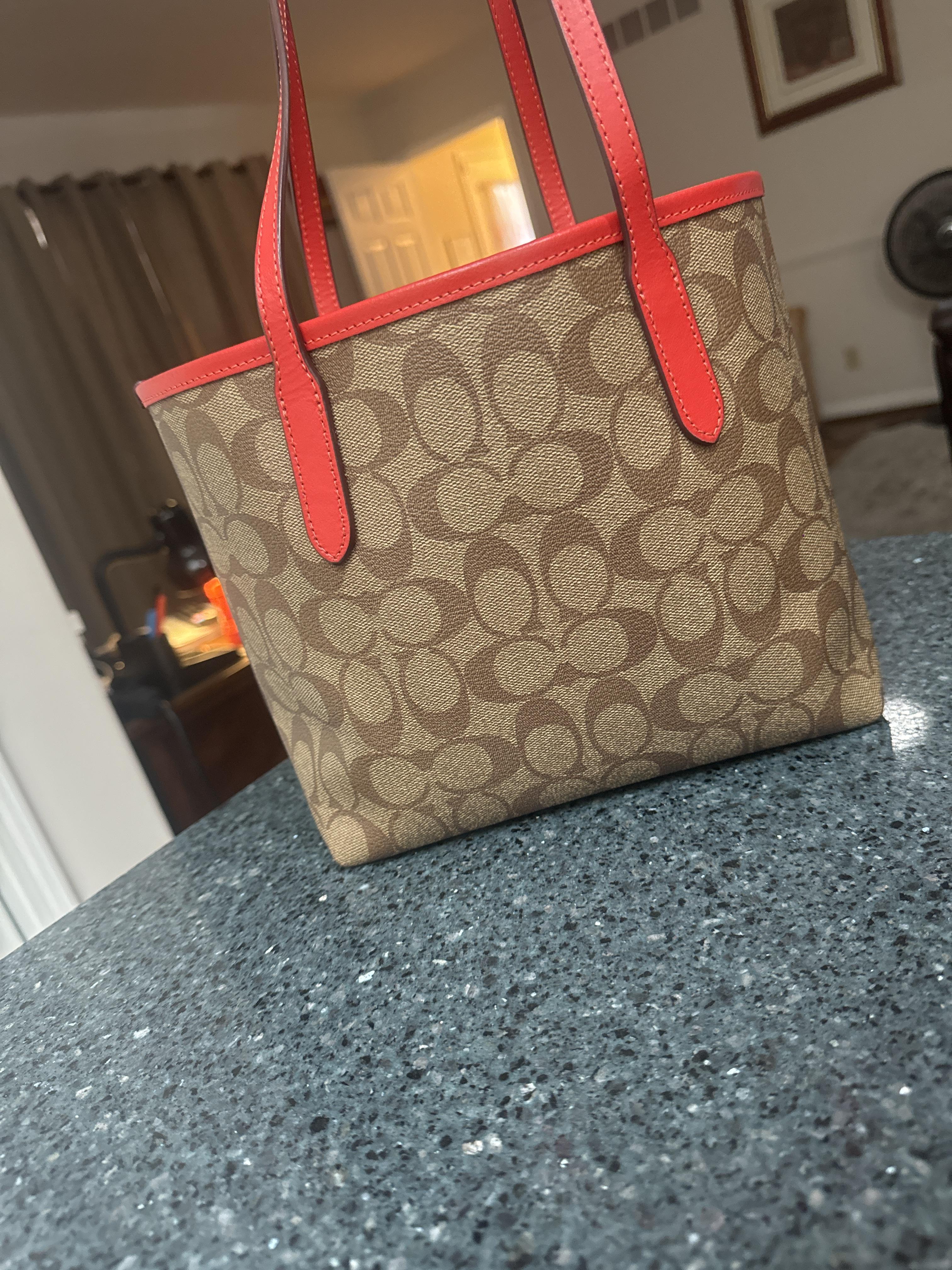 Small City Tote In Signature Canvas | Bags | Coach | COACH®