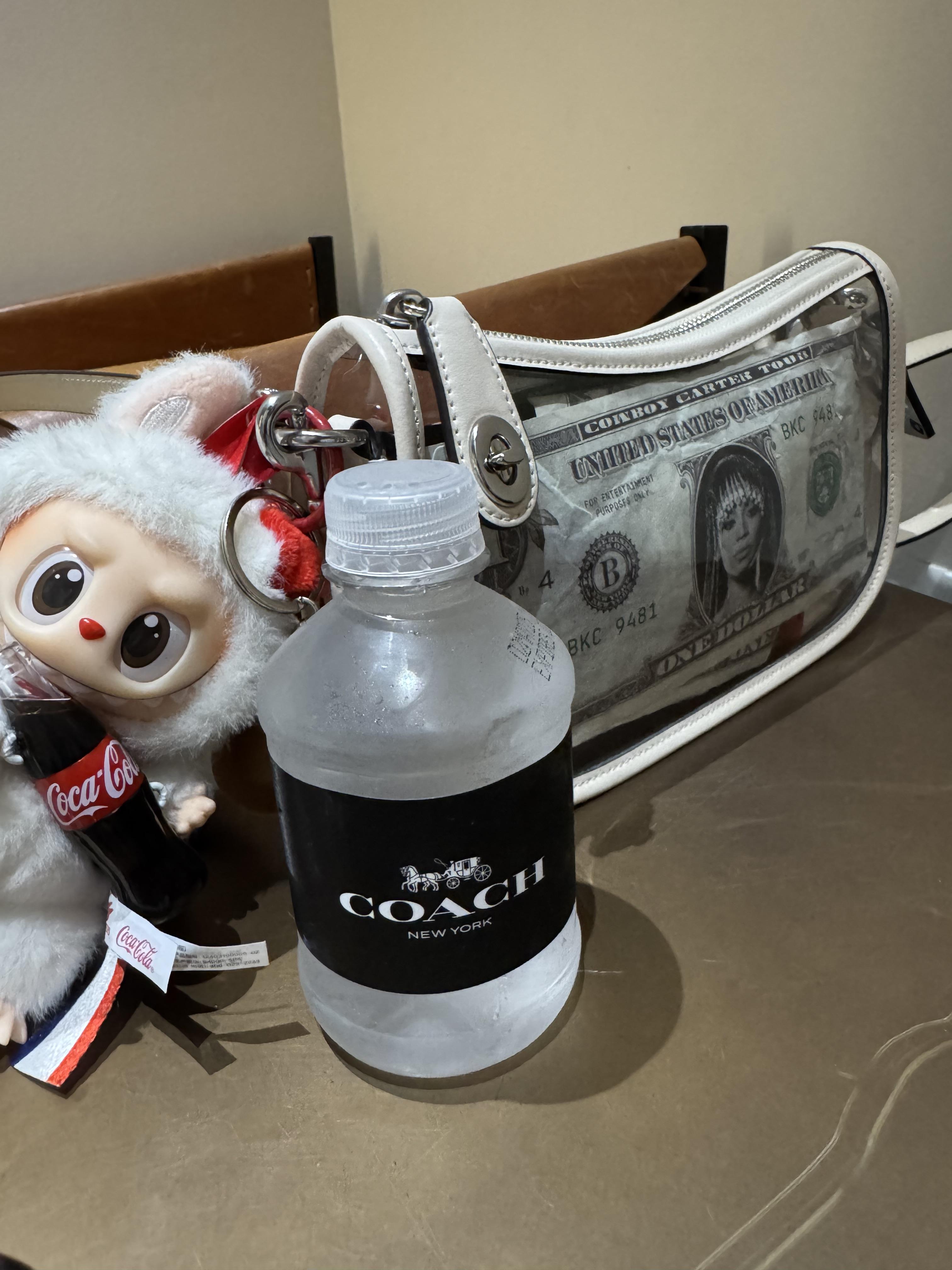 【Disney X Coach】★コラボ★ミッキー&フレンズ★Swinger Bag COACH® | Disney X Coach Swinger Bag In Regenerative Leather